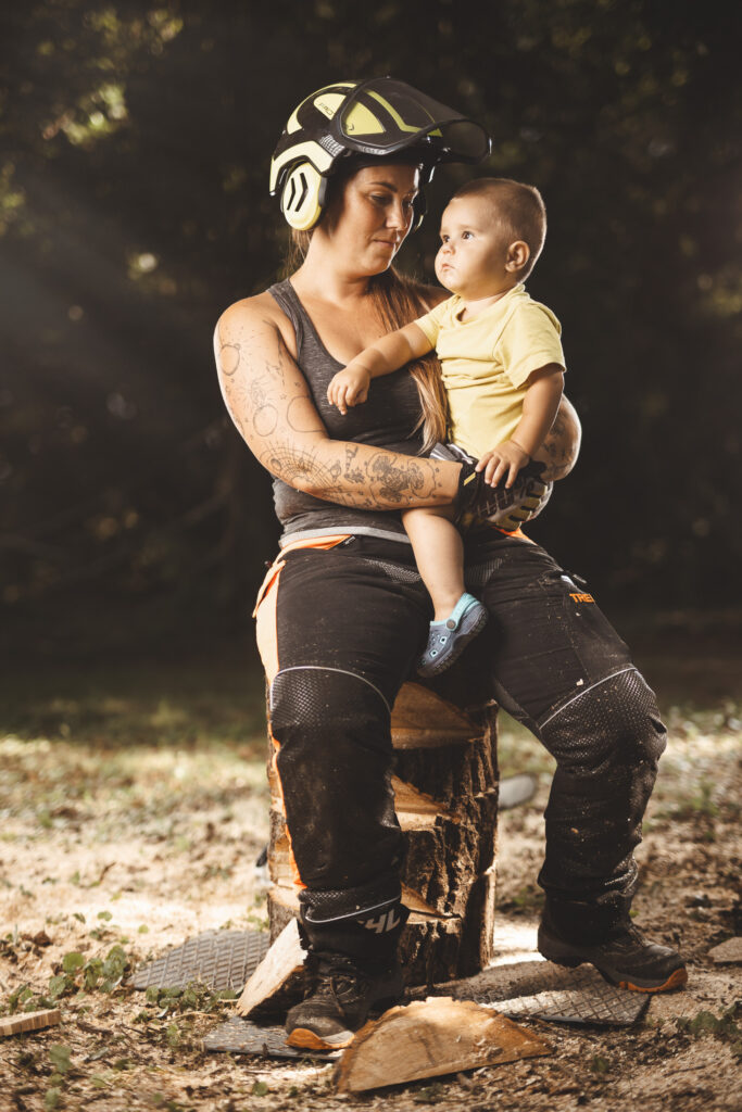 Bogi favago anyuka 2024 08 06 11 webre bestof